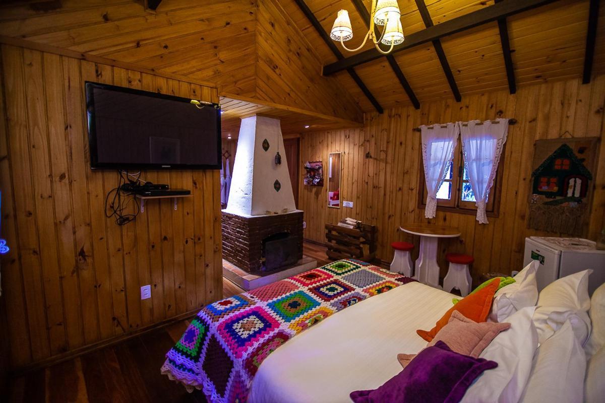 Pousada Villa D'Amore Монти-Верди Экстерьер фото